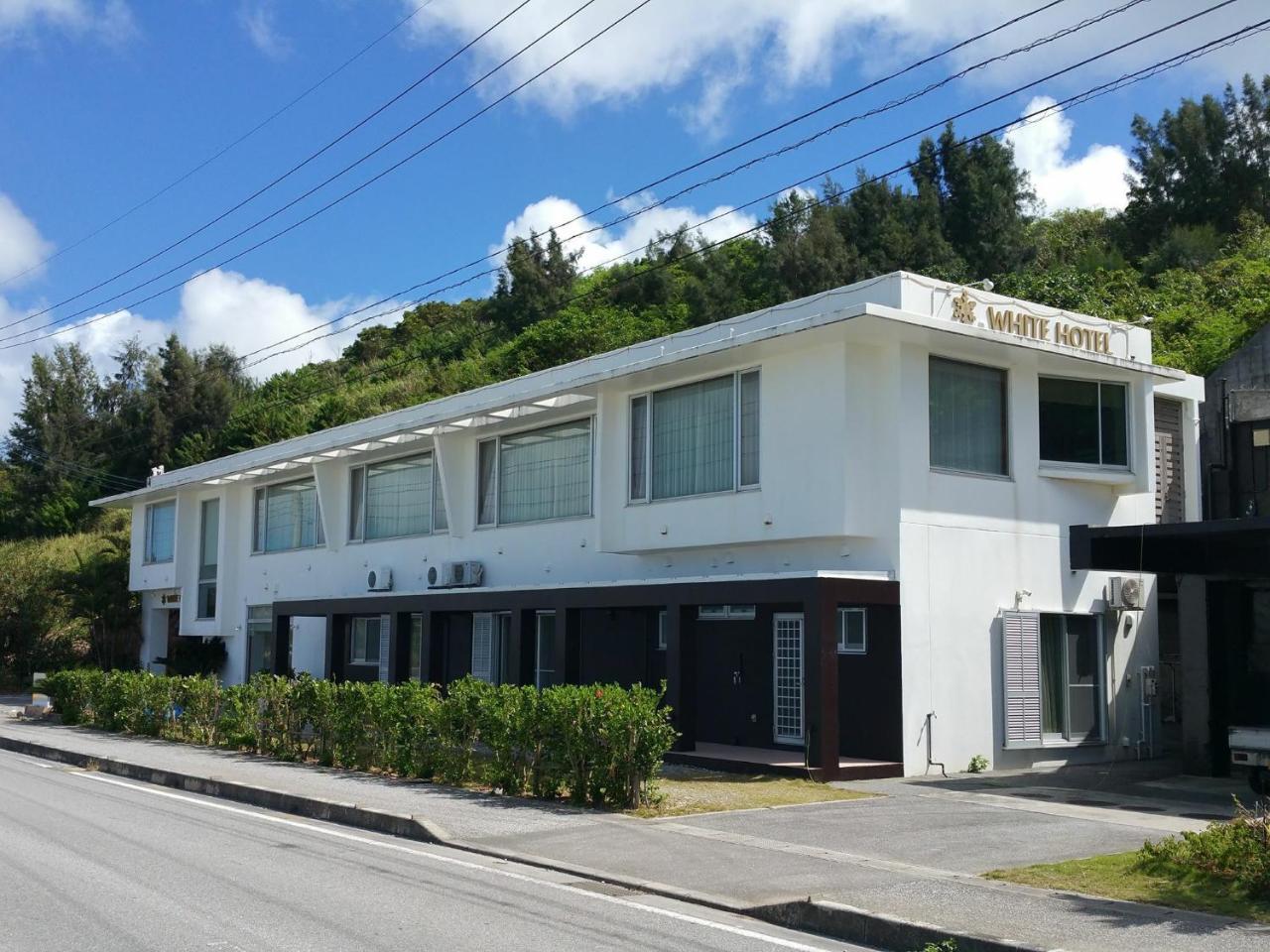 Hotel Mtb Motobu Buitenkant foto